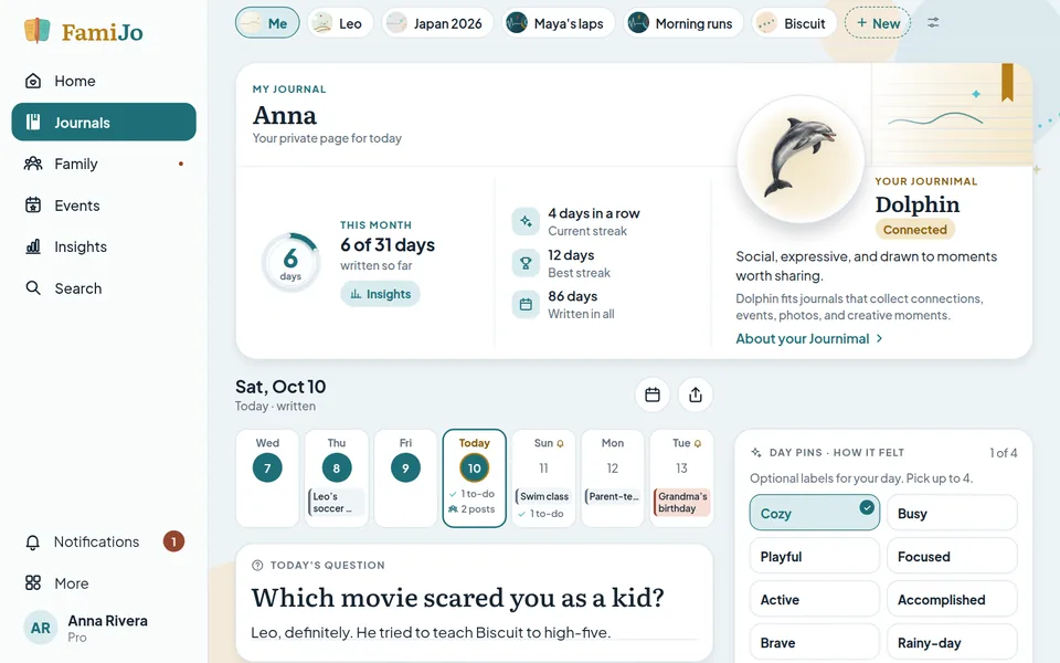 FamiJo in a web browser: your journal with its banner (this month's days and your streaks on the left, your Journimal on the right with a few words about it), the side menu, the week, today's question and day pins.
